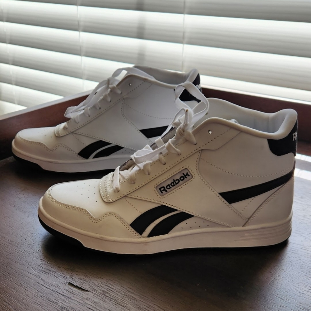 Reebok Women's White and Black Sneakers - Picture 3 of 4